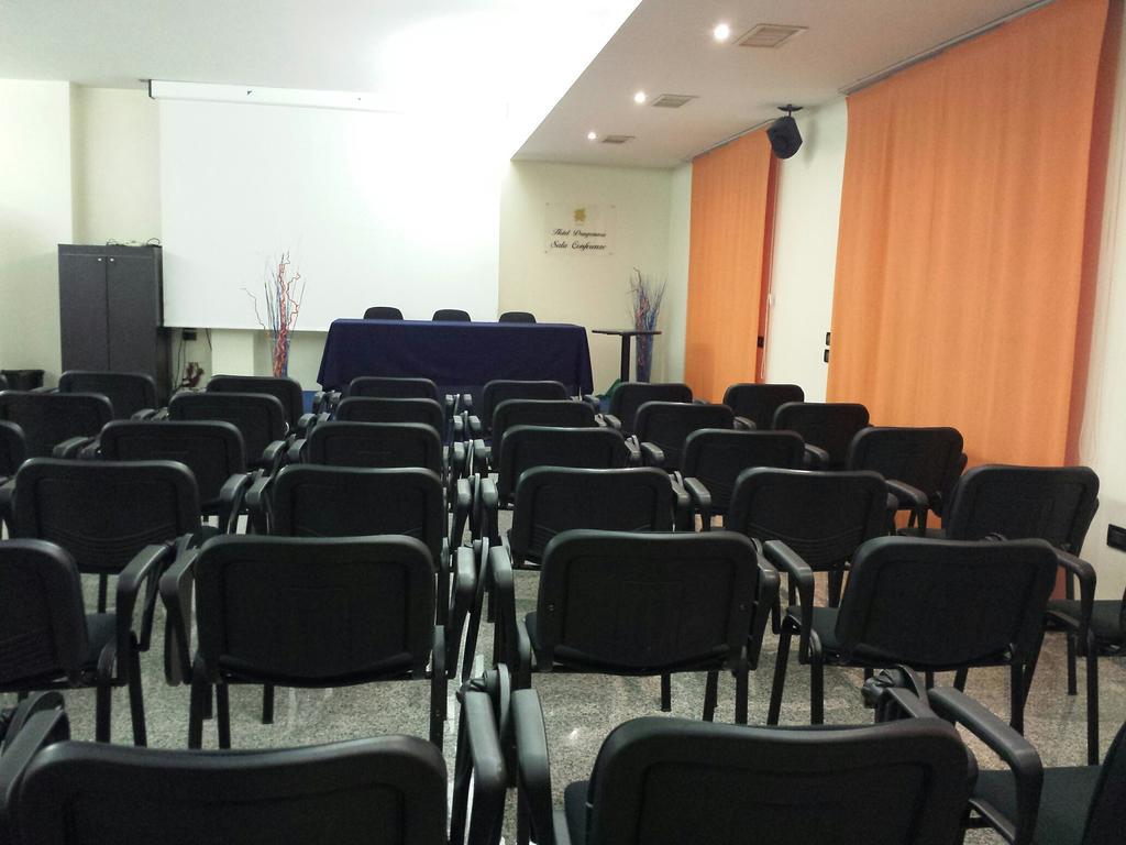 Hotel Ristorante Dragonara San Giovanni Teatino Eksteriør bilde