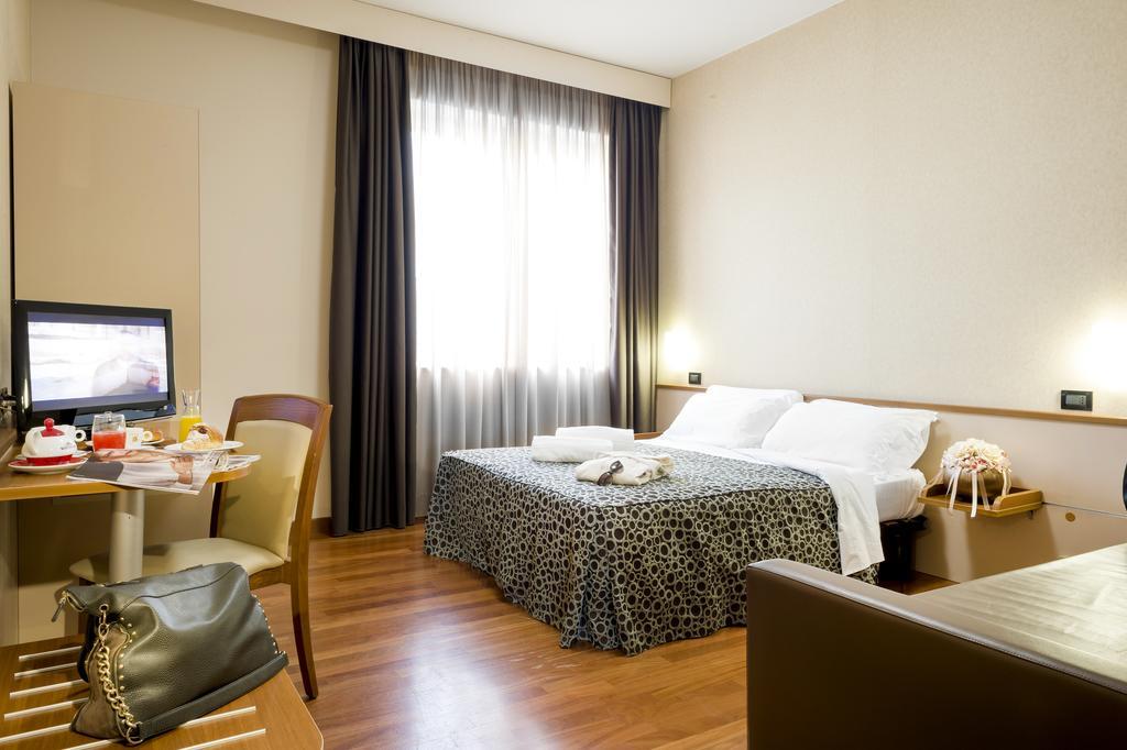 Hotel Ristorante Dragonara San Giovanni Teatino Rom bilde